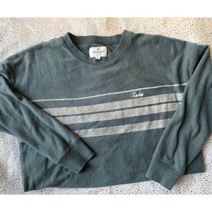 American Eagle blue sweatshirt